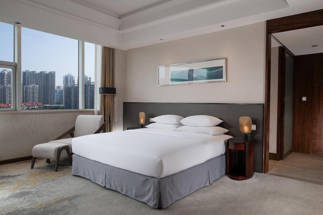 Golden Shining New Century Grand Hotel Beihai Exterior foto